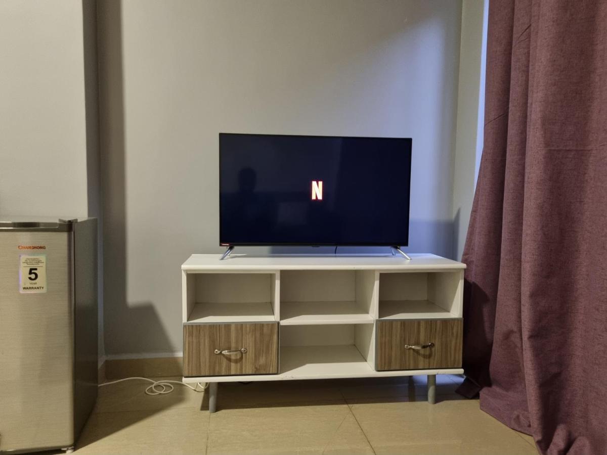 Eika Suites At Acacia Kampala Bagian luar foto