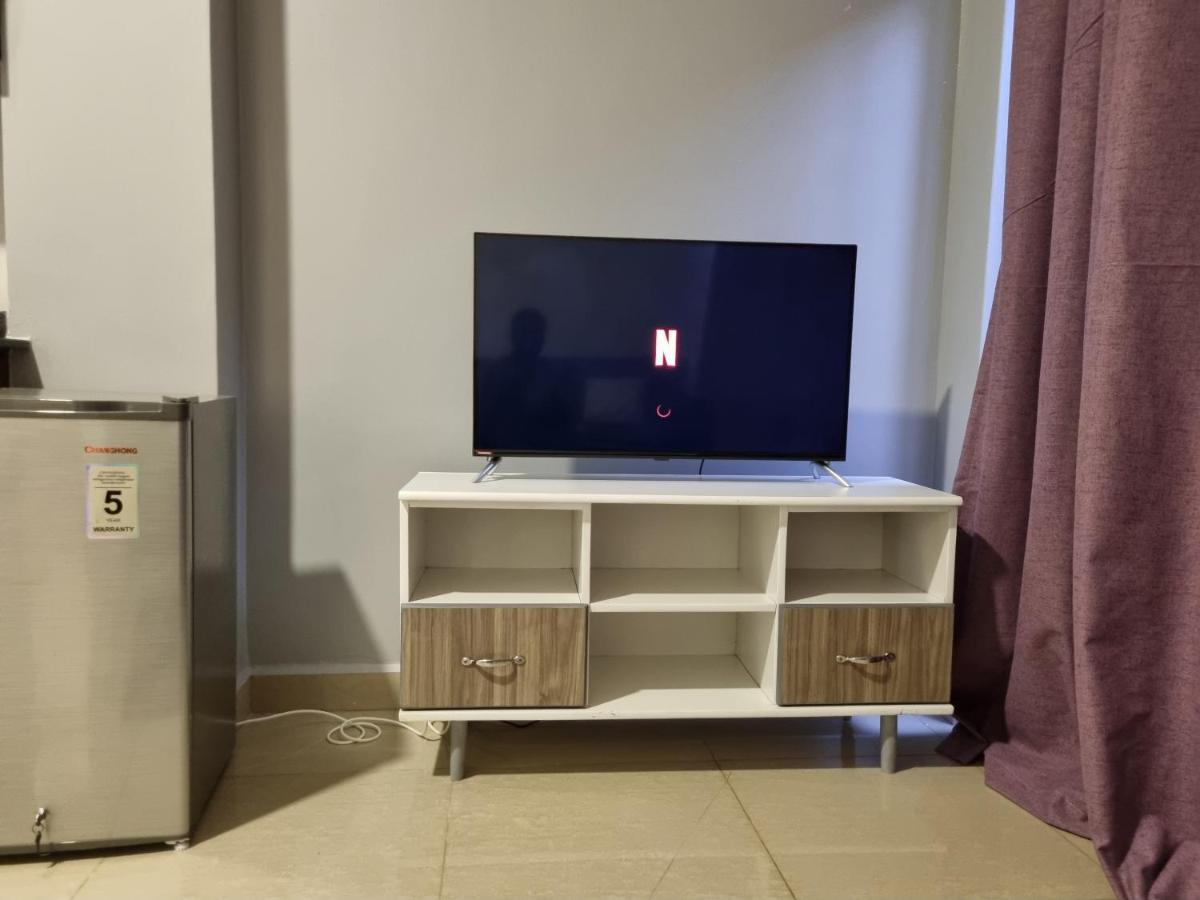 Eika Suites At Acacia Kampala Bagian luar foto