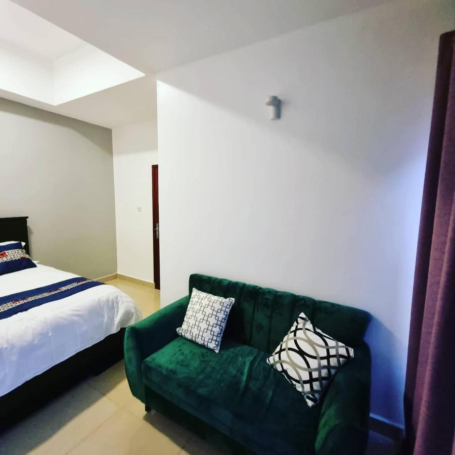 Eika Suites At Acacia Kampala Bagian luar foto